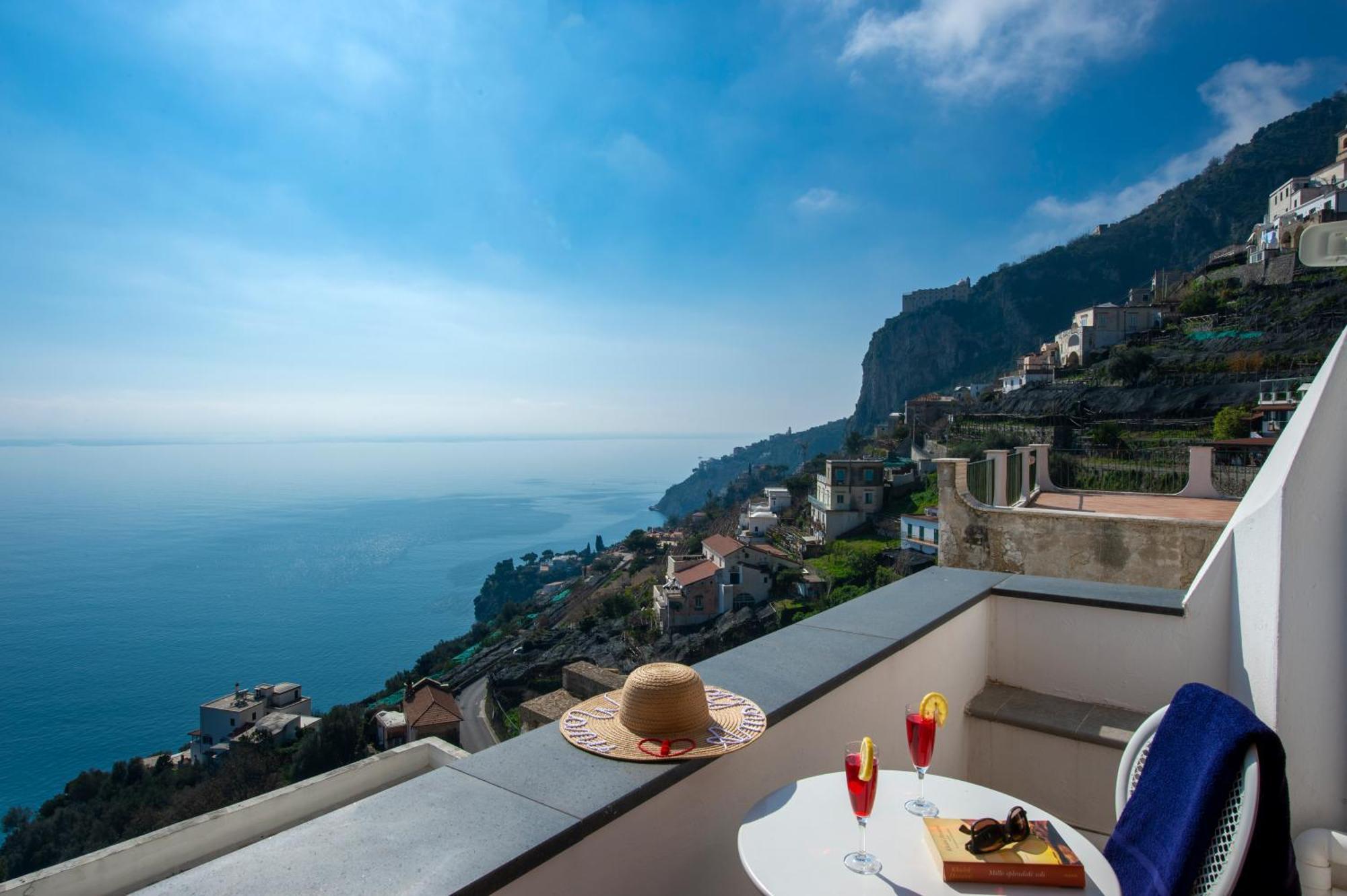 La Casa Accanto Amalfi Bagian luar foto