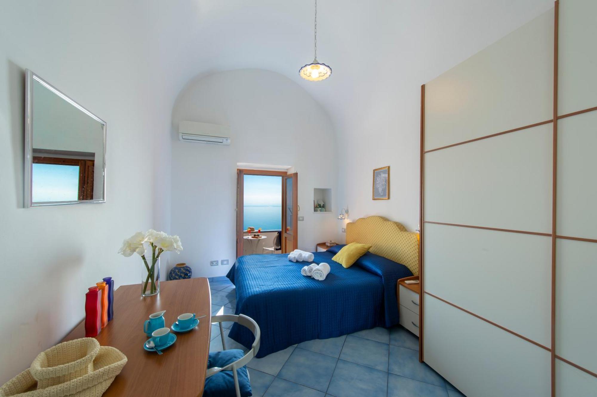La Casa Accanto Amalfi Bagian luar foto