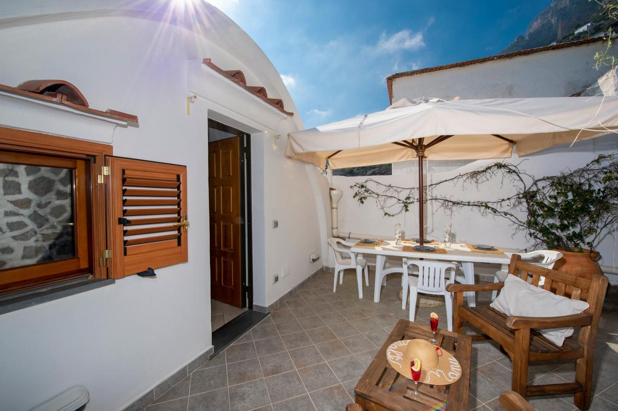 La Casa Accanto Amalfi Bagian luar foto